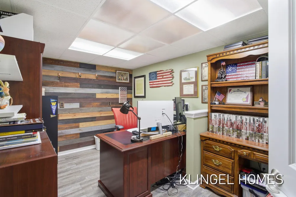 14936 Woodacre Court Grand Haven, MI 49417