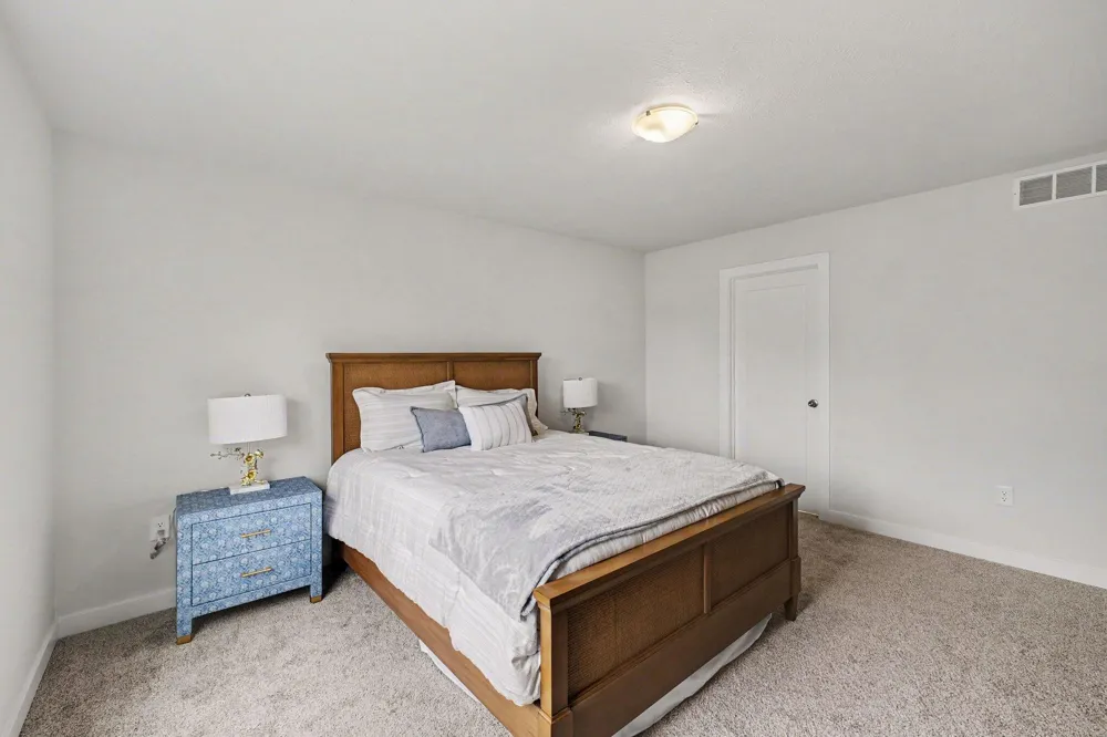5493 Rose Ridge Court NE Rockford, MI 49341