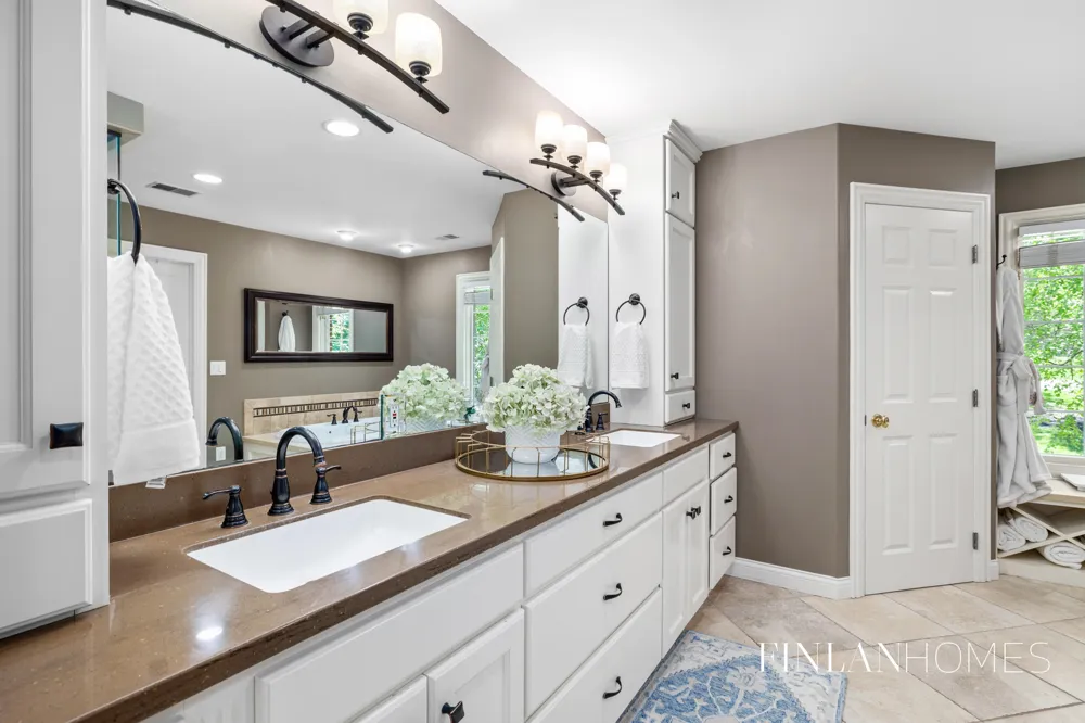 8210 Powderhorn Trail SE Caledonia, MI 49316