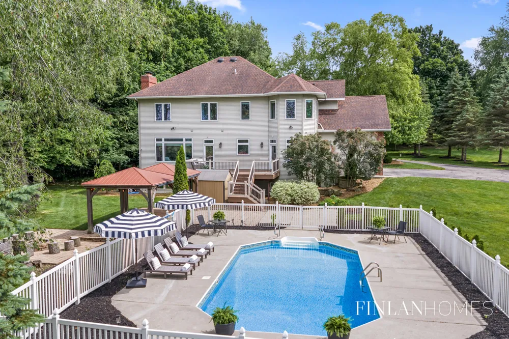 8210 Powderhorn Trail SE Caledonia, MI 49316
