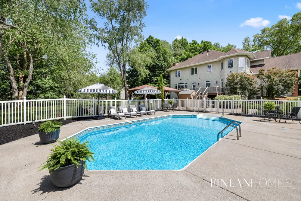8210 Powderhorn Trail SE Caledonia, MI 49316