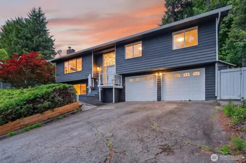 2678 Maplewood Drive