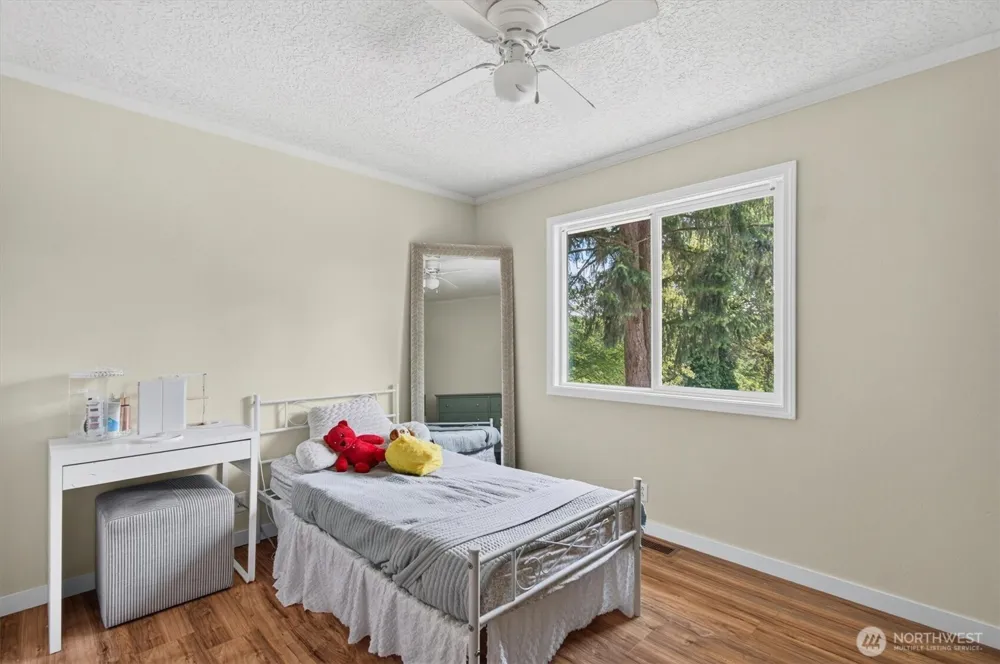 2678 Maplewood Drive Longview, WA 98632