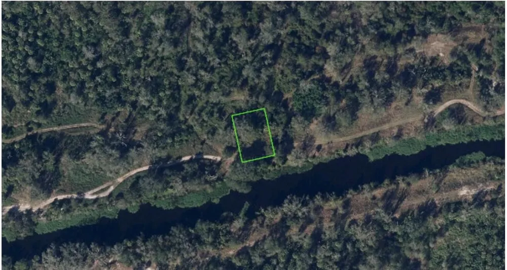 4913 Sebring Lakes Boulevard Sebring, FL 33872