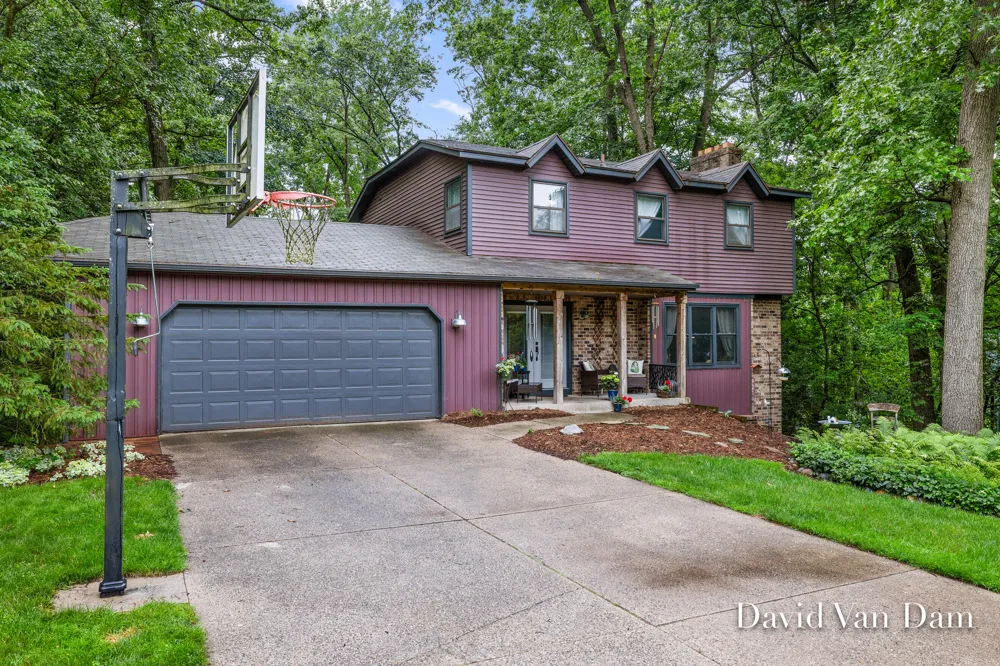 7920 Fitzsimmons Court SE Alto, MI 49302