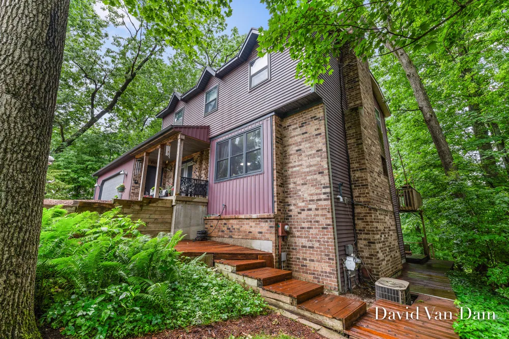 7920 Fitzsimmons Court SE Alto, MI 49302