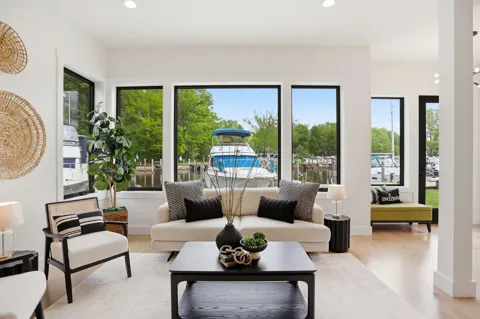 1 Bailey Avenue #1