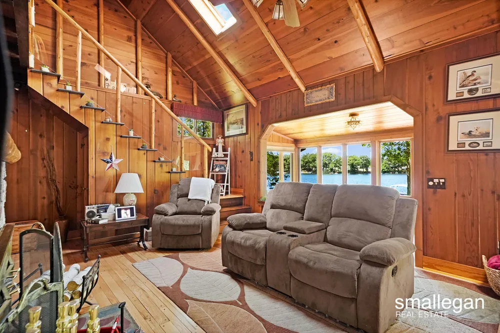 5067 Red Maple Street Irons, MI 49644