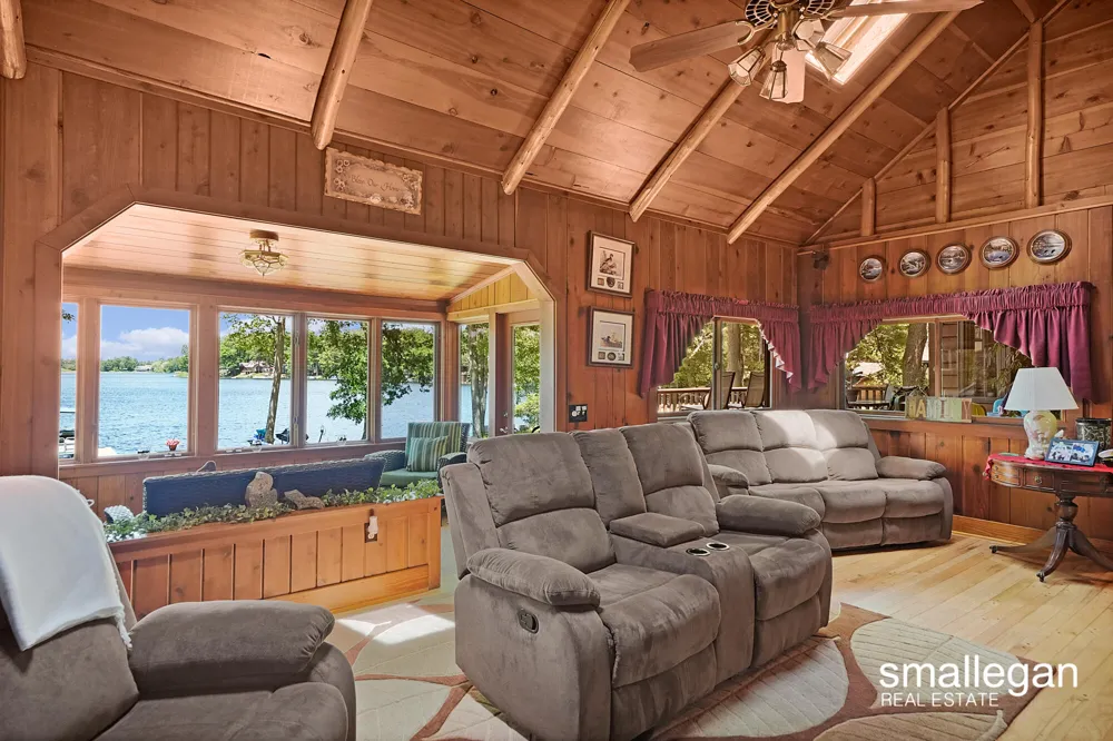 5067 Red Maple Street Irons, MI 49644