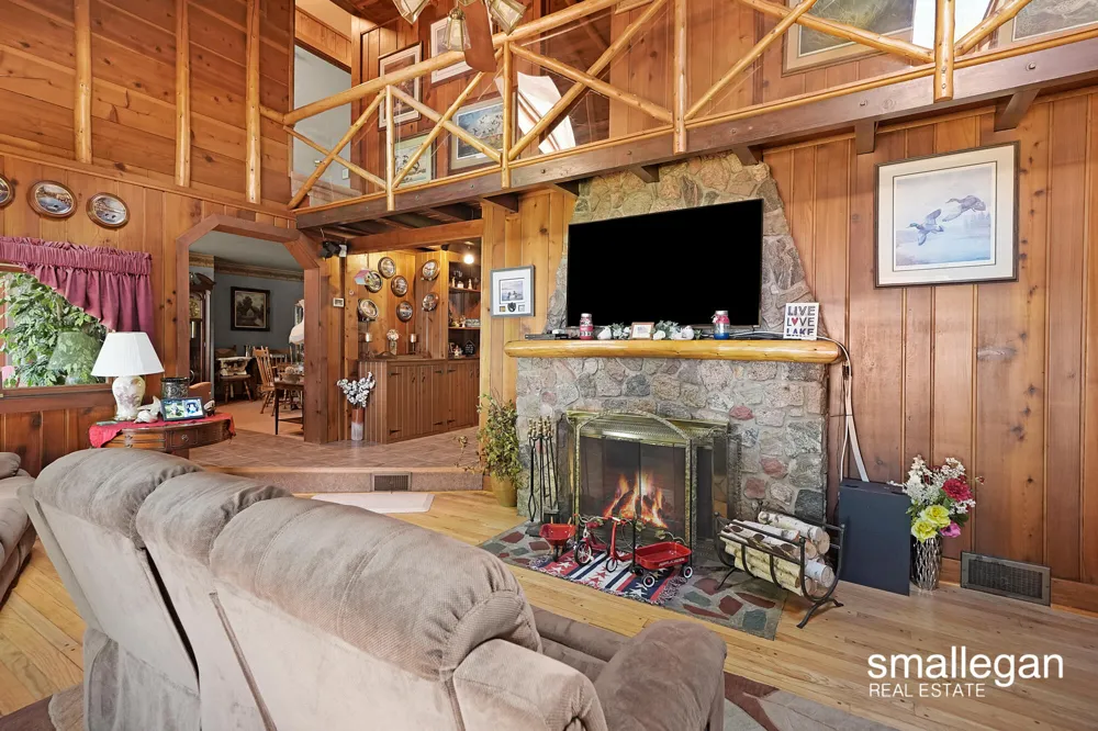 5067 Red Maple Street Irons, MI 49644