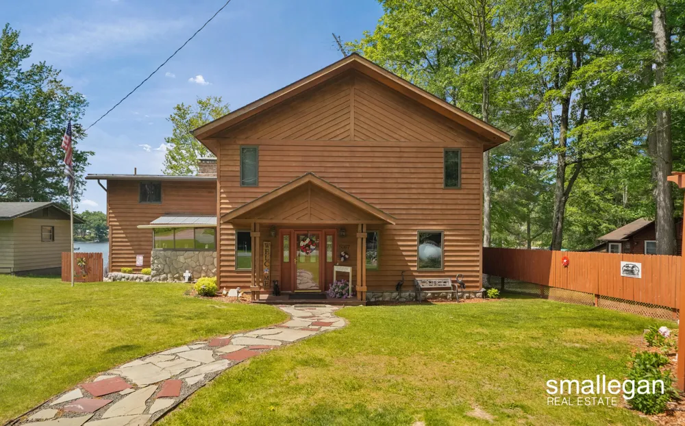 5067 Red Maple Street Irons, MI 49644