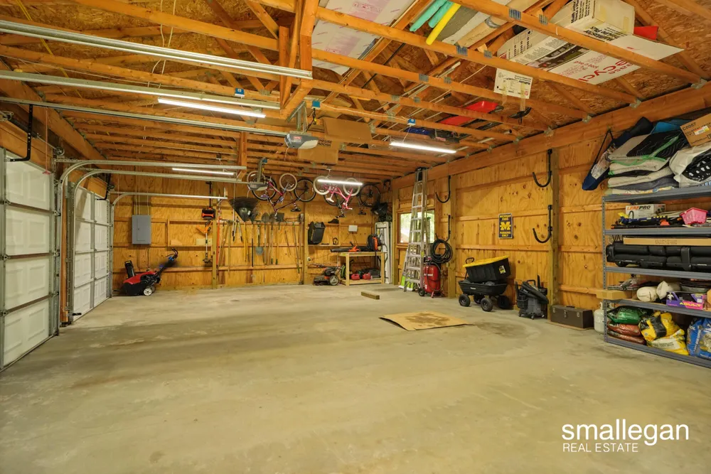 5067 Red Maple Street Irons, MI 49644