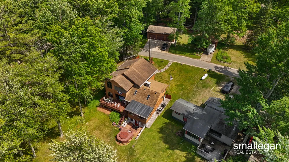 5067 Red Maple Street Irons, MI 49644