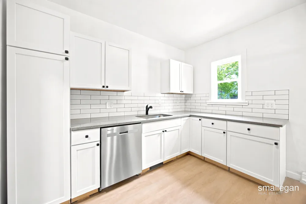 1346 5th Street Muskegon, MI 49441