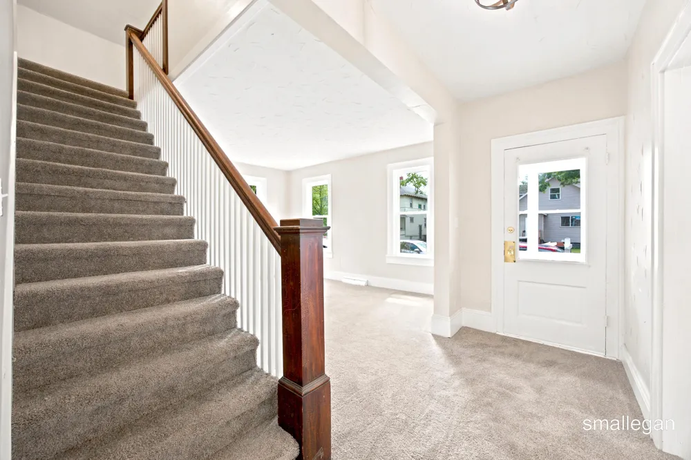 1346 5th Street Muskegon, MI 49441