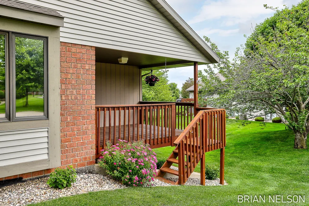 205 Parkside Drive Zeeland, MI 49464