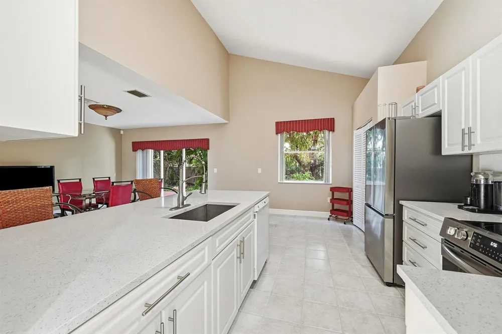 306 NW 115th Way Coral Springs, FL 33071