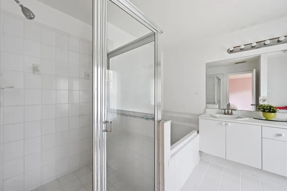 306 NW 115th Way Coral Springs, FL 33071