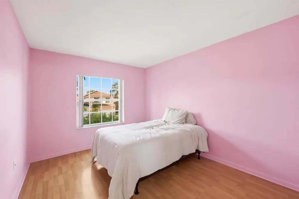 306 NW 115th Way Coral Springs, FL 33071