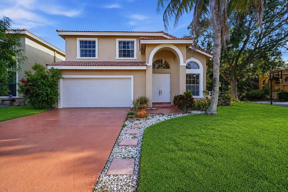 306 NW 115th Way Coral Springs, FL 33071