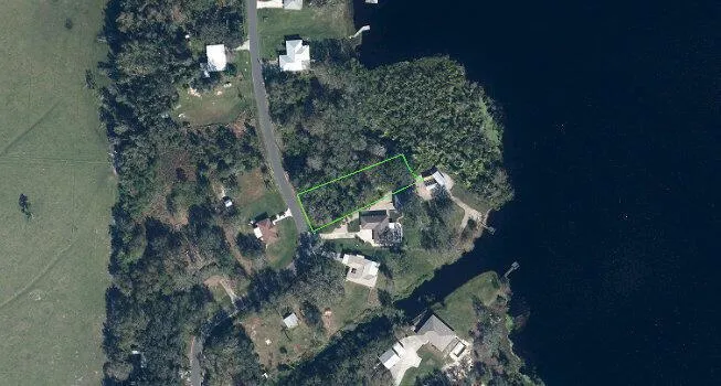 6428 Lakeside Drive W Sebring, FL 33875