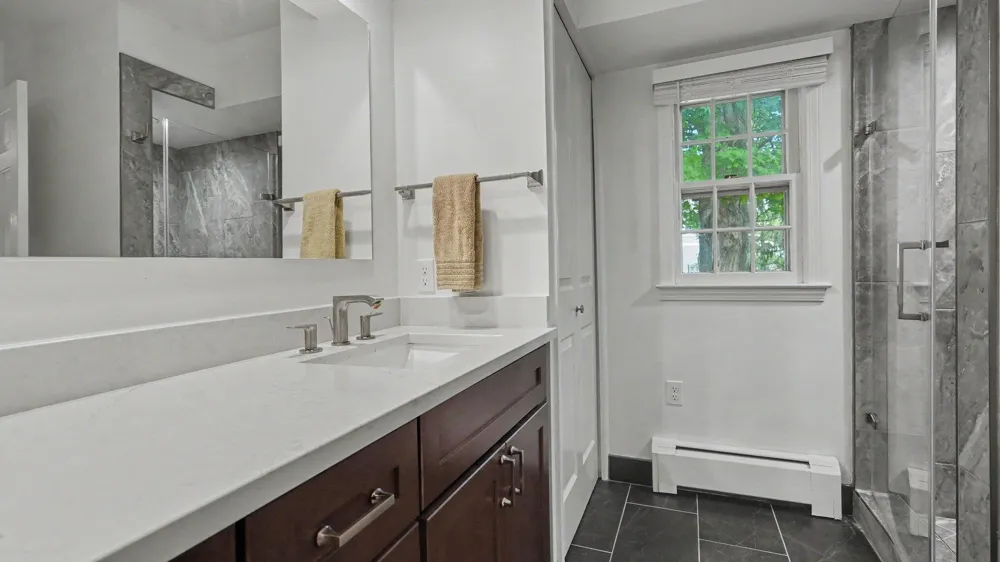 3702 Meadow Lane Saline, MI 48176