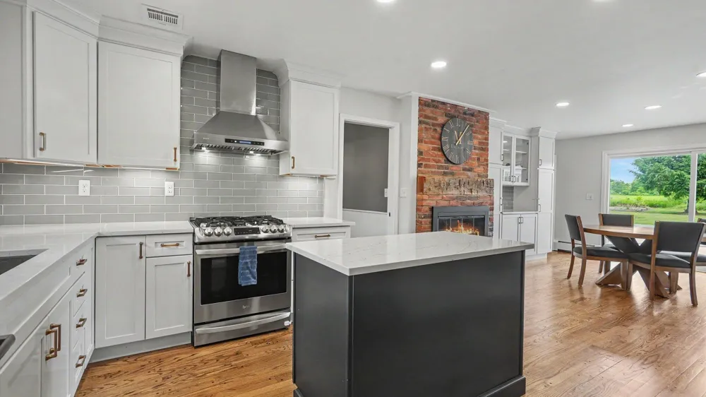 3702 Meadow Lane Saline, MI 48176