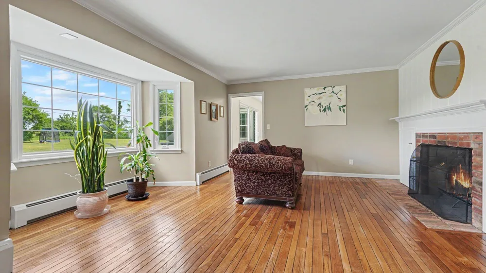 3702 Meadow Lane Saline, MI 48176