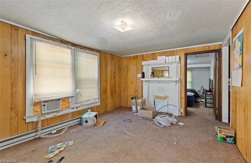 3702 Hudson Street Archdale, NC 27263