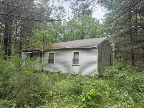 1578 Chestwood