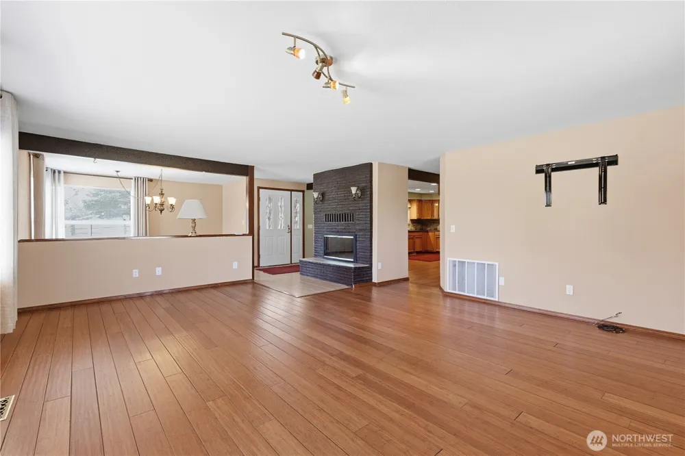 301 Main Street Riverside, WA 98849