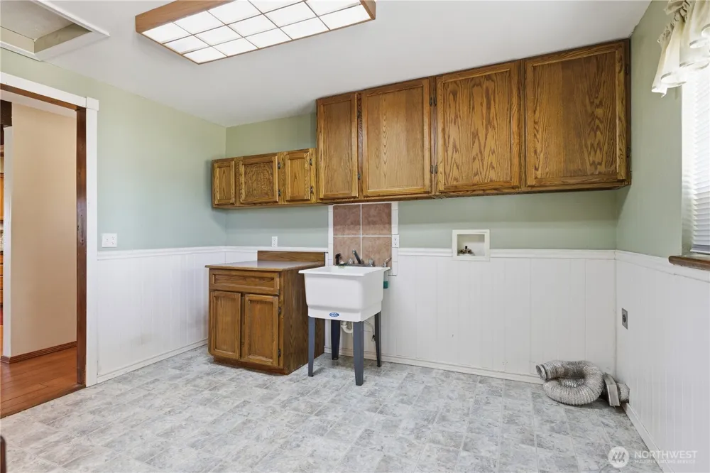 301 Main Street Riverside, WA 98849