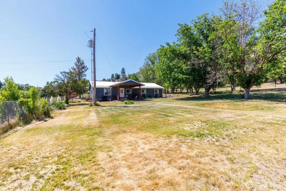 301 Main Street Riverside, WA 98849