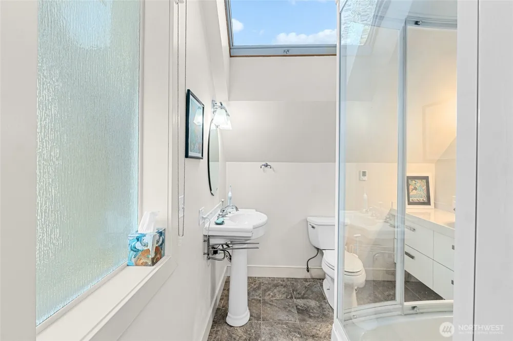 41840 Porcupine Bay Road Davenport, WA 99122