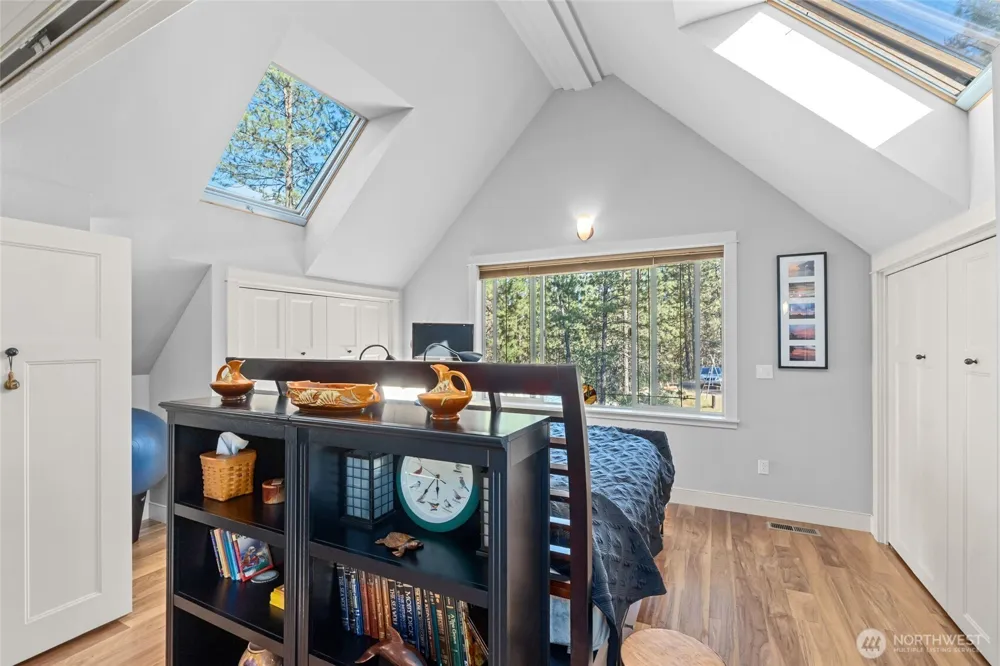 41840 Porcupine Bay Road Davenport, WA 99122