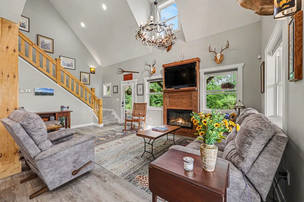 15303 Seymour Road Grass Lake, MI 49240