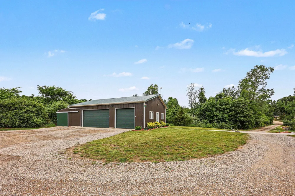 15303 Seymour Road Grass Lake, MI 49240