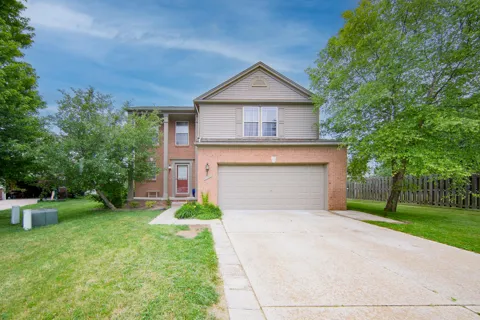 7803 Hampton Court