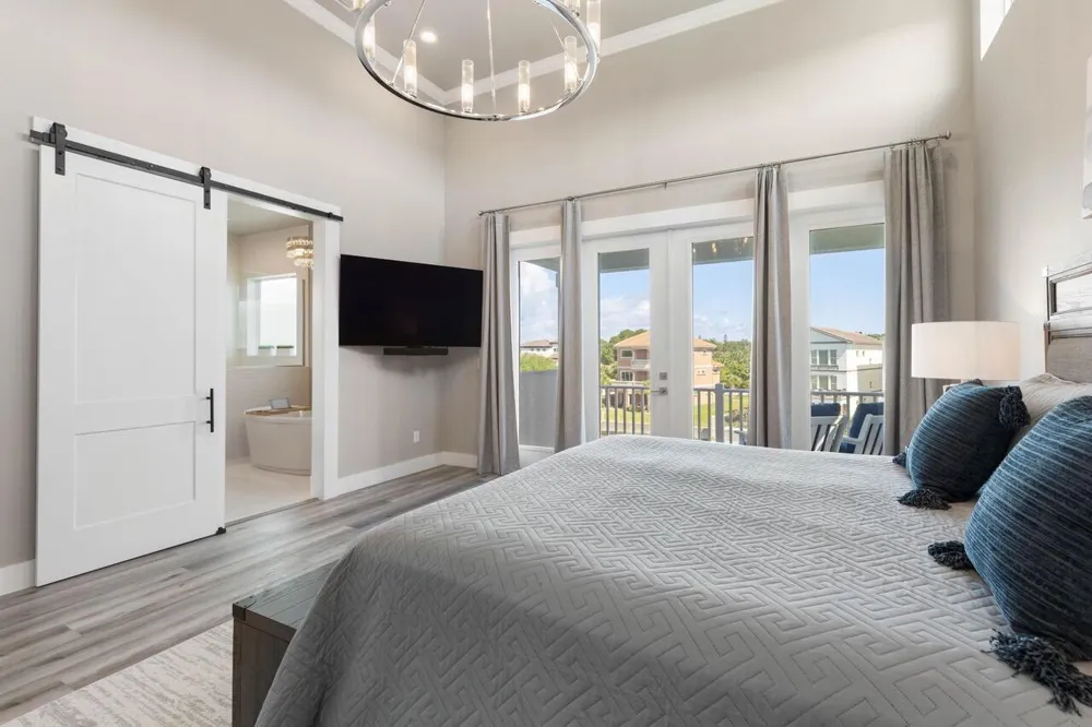 18 Spinaker Circle Palm Coast, FL 32137