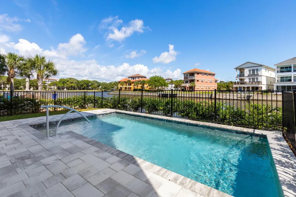 18 Spinaker Circle Palm Coast, FL 32137