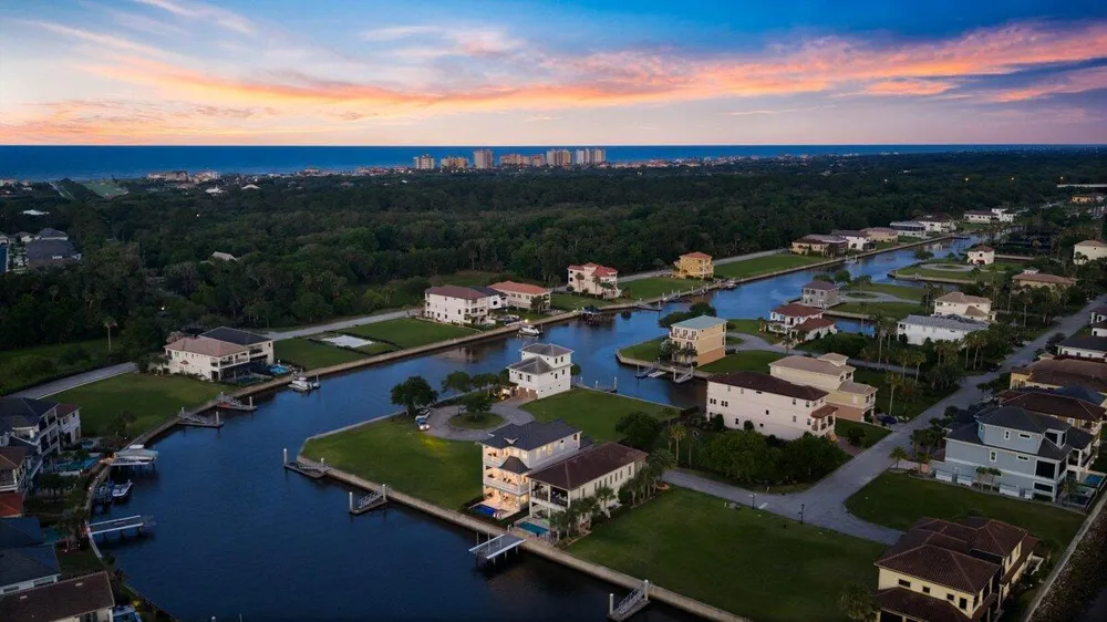 18 Spinaker Circle Palm Coast, FL 32137