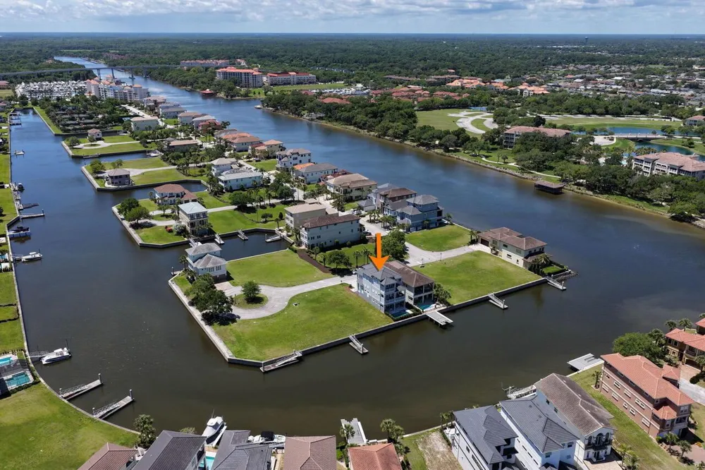 18 Spinaker Circle Palm Coast, FL 32137