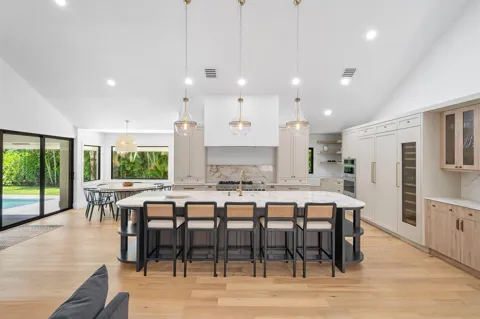 3235 Hyde Circle