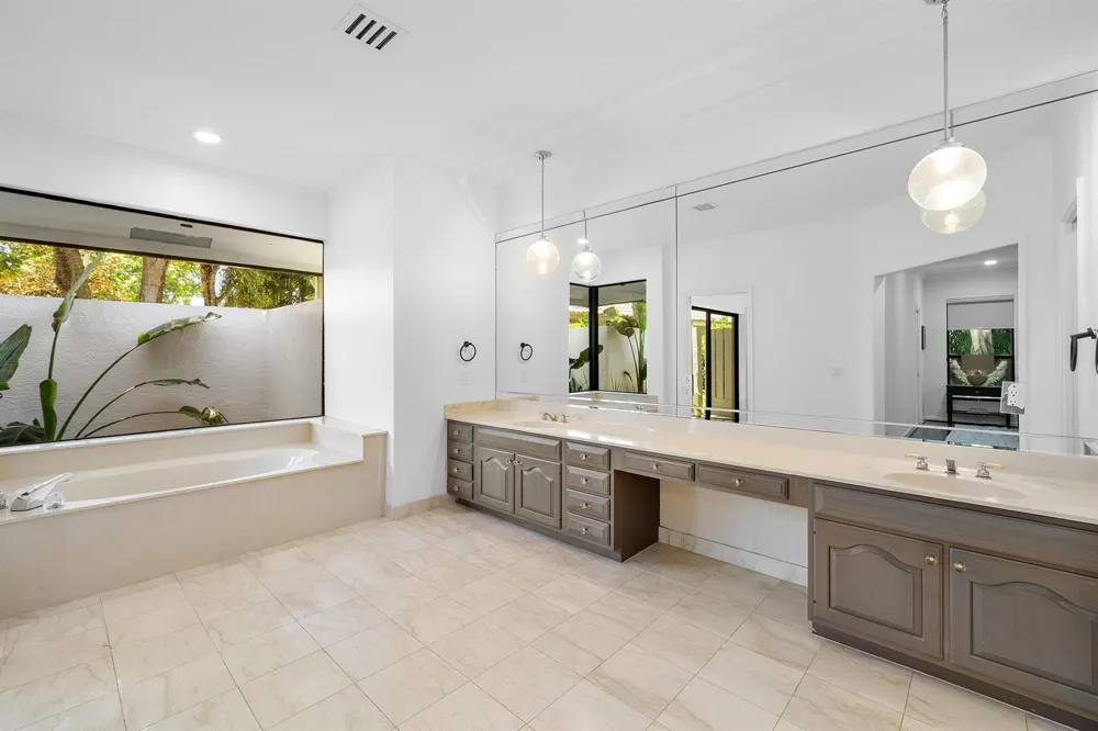 3235 Hyde Circle Boca Raton, FL 33434
