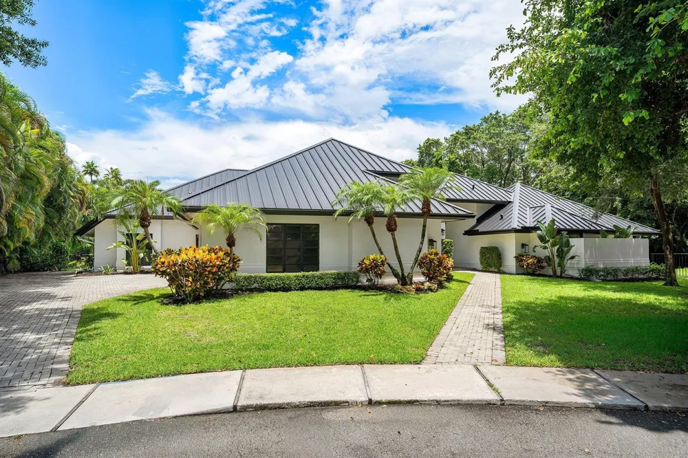 3235 Hyde Circle Boca Raton, FL 33434