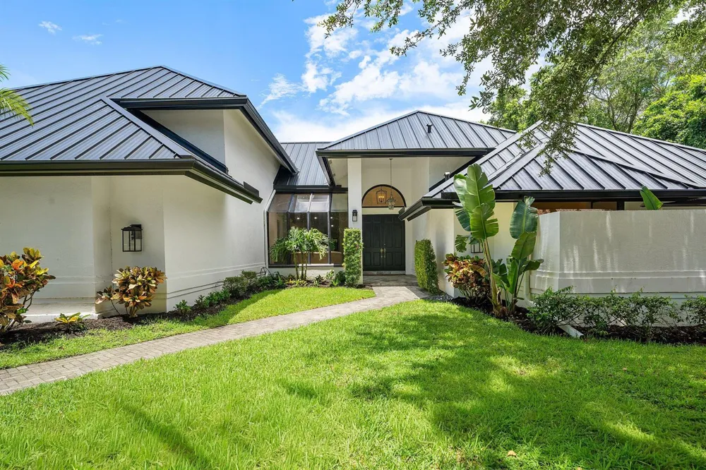 3235 Hyde Circle Boca Raton, FL 33434