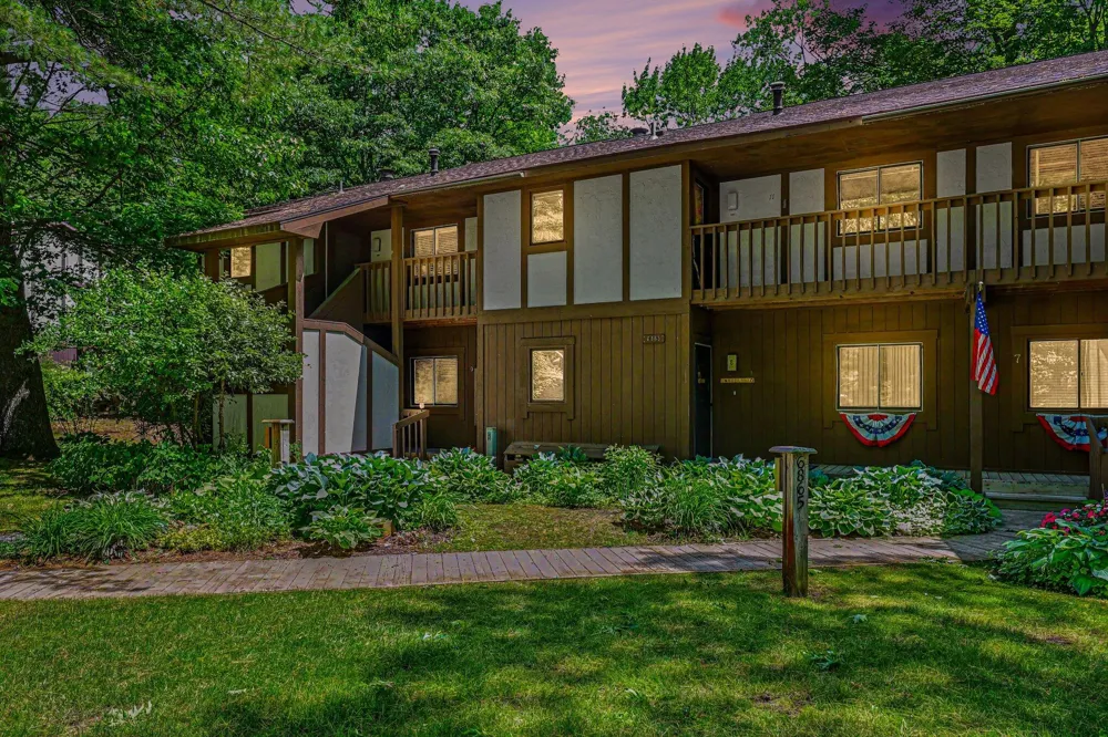 6865 Pinebrook Drive #12 Bellaire, MI 49615