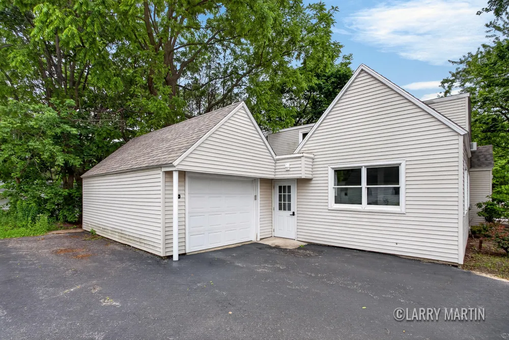 224 S Weaver Avenue Fremont, MI 49412