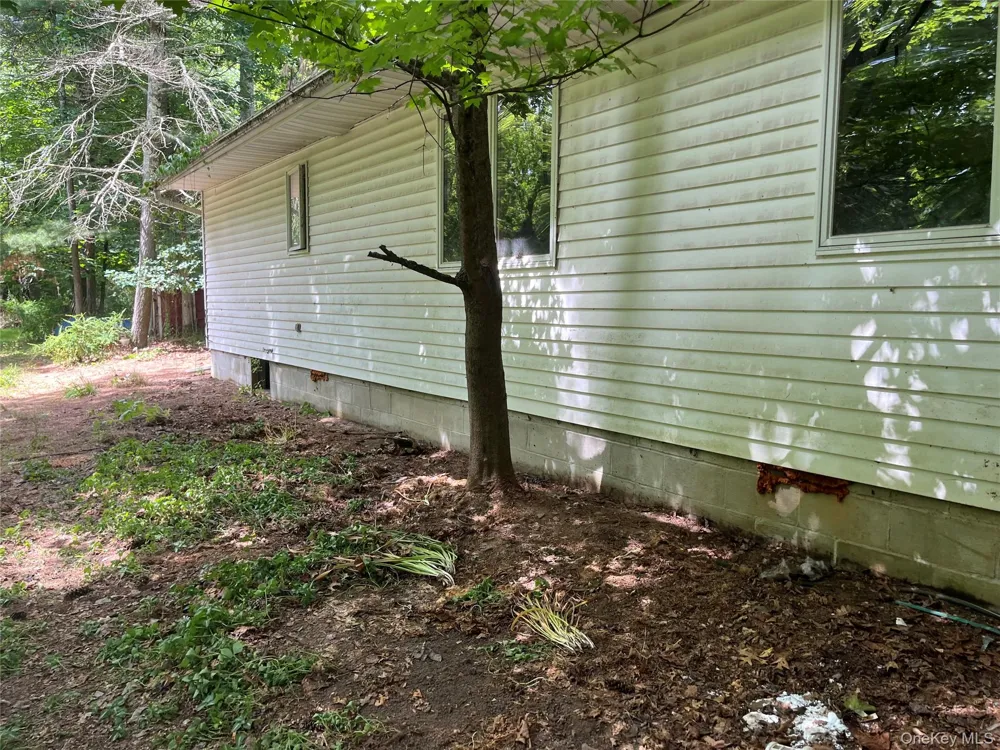 1145 Glasco Turnpike Saugerties, NY 12477
