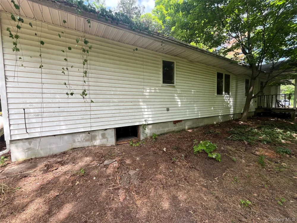 1145 Glasco Turnpike Saugerties, NY 12477